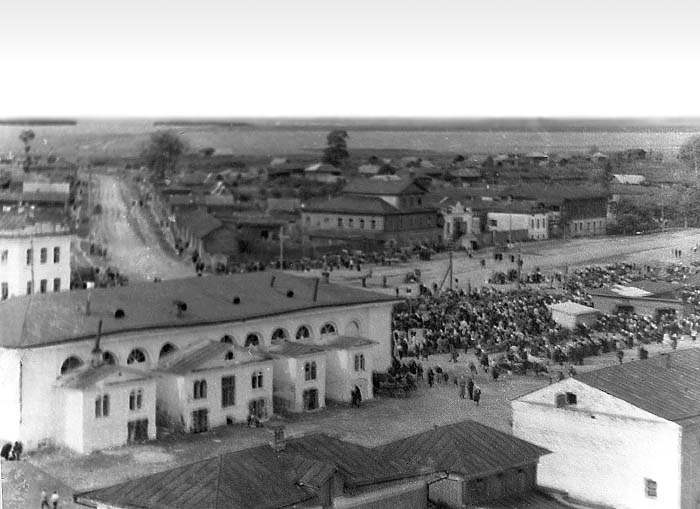 Елатьма. Центральная площадь.